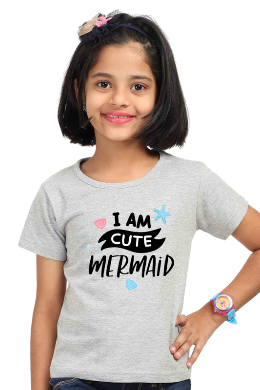 Casual Girl T-shirt Laughing Labels