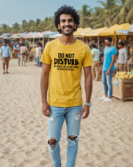 Men's T-shirt Do Not Disturb Laughing Labels